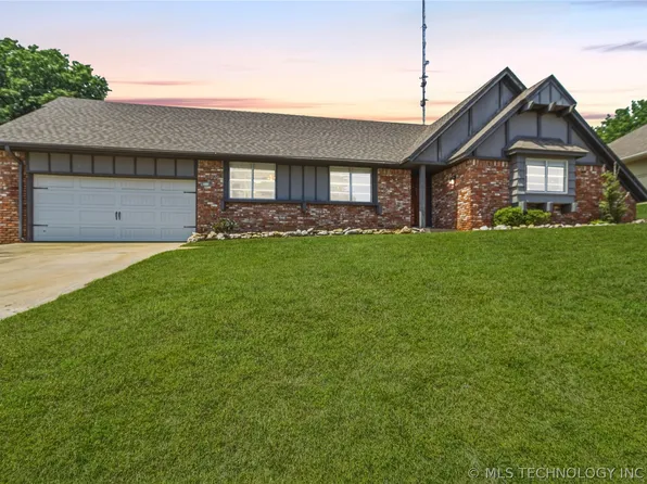 6114 S 69th East Pl, Tulsa, OK 74133