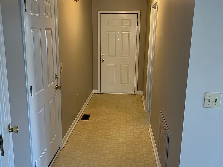 203 Keystone Dr — Photo 5