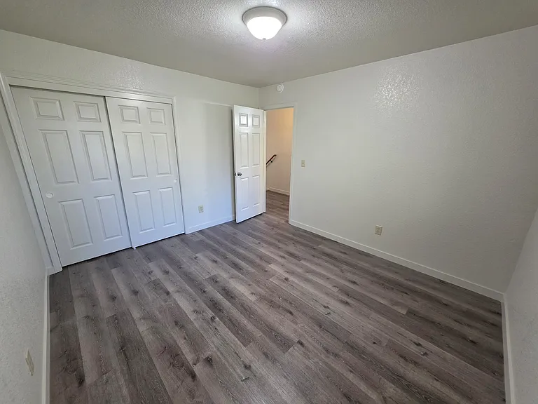 9012 Thornton Rd #4 — Photo 10