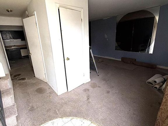 4th image of 5853 Suitland Rd