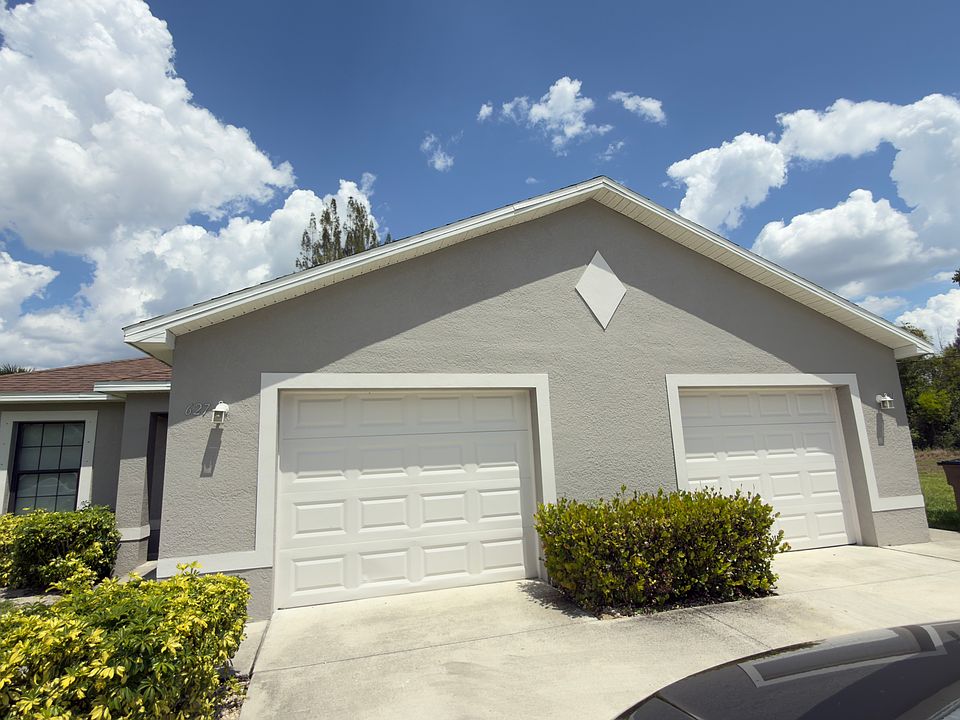 1st image of 627 SE 24th Ave #627