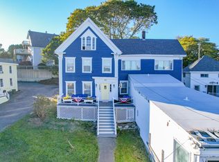 53 Commercial Street, Boothbay Harbor, ME 04538