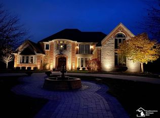 1049 Abbey Rd, Monroe, MI 48161