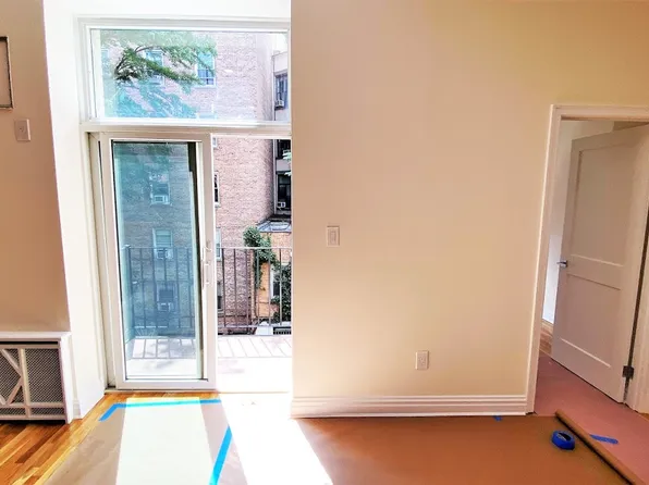 130 West 75th Street image 3 of 12