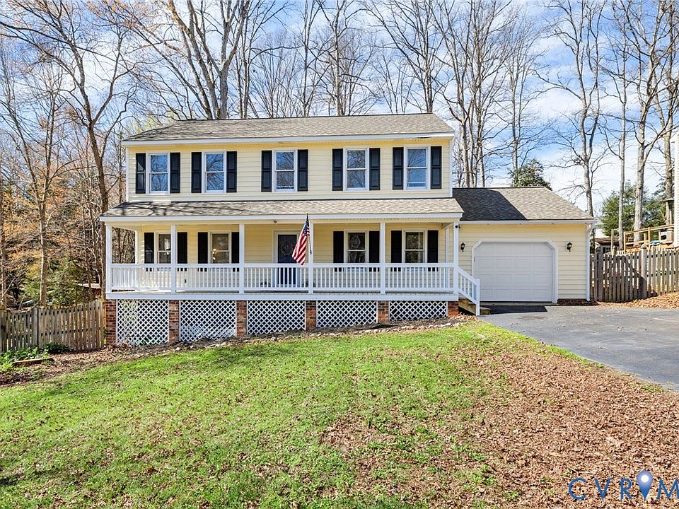 1st image of 636 Coralberry Dr