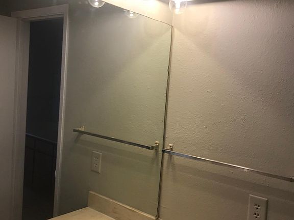 3rd image of 2300 Monte Carlo Dr APT B