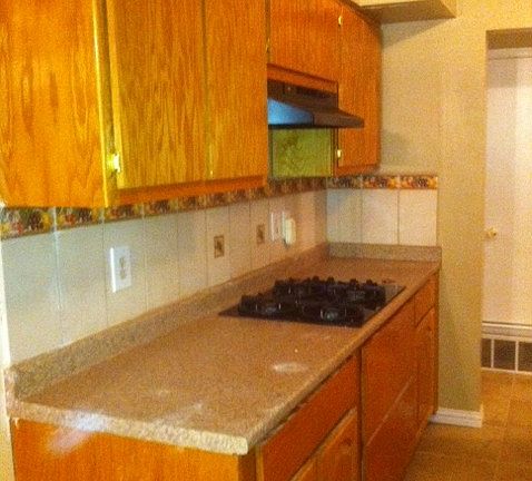 Kitchen with glass stove(gas
