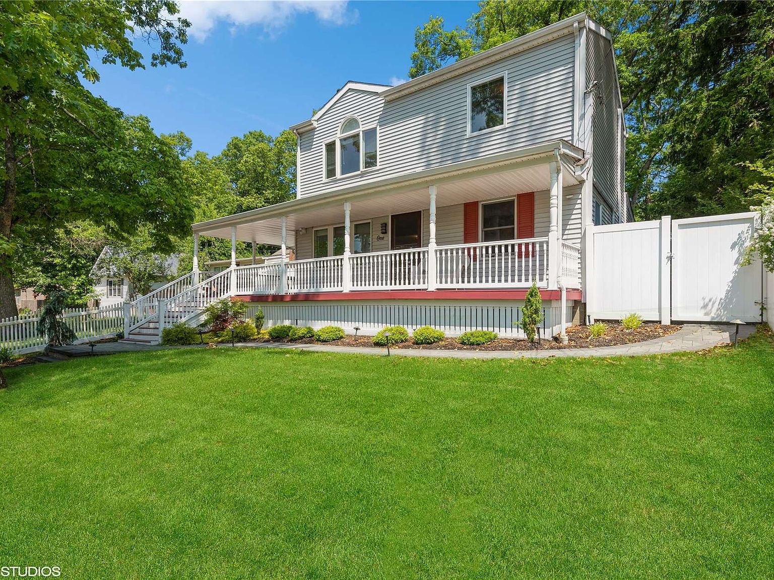 1 Canarsie Trail, Ridge, NY 11961 Zillow