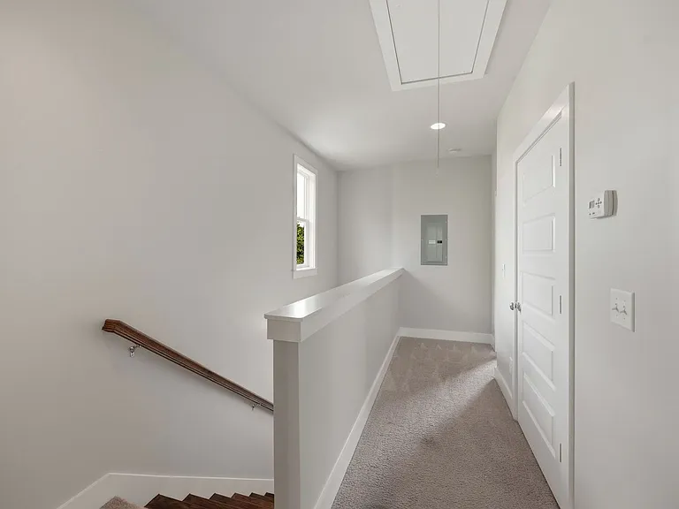 752 Cottage Park Dr — Photo 17