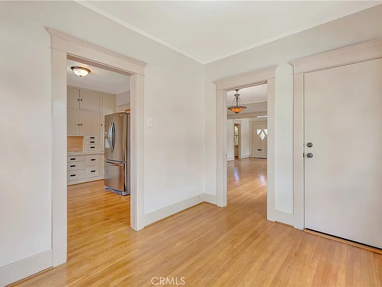 351 Newport Ave — Photo 16