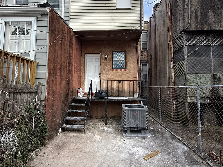1440 Aisquith St — Photo 39