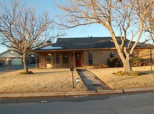 1913 Everglade Ct, Gainesville, TX 76240