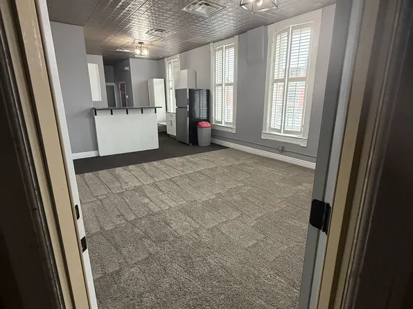 101 S 6th St #1, Seward, NE 68434