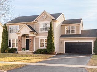 210 E Becker Pl, Sycamore, IL 60178