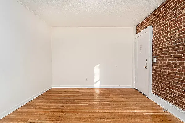 Rented by Modern Spaces | media 7