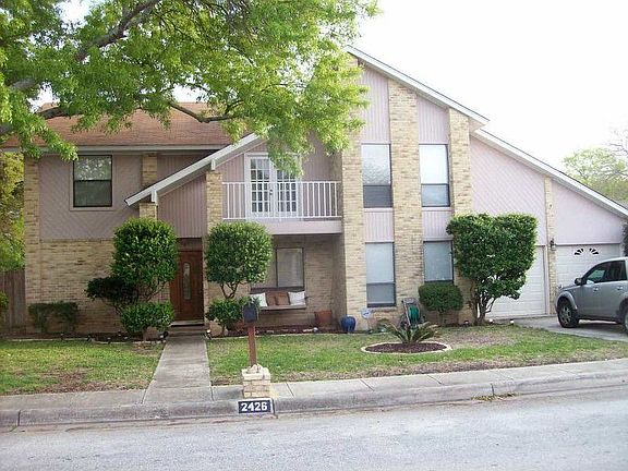 2nd image of 2426 Shadow Cliff St