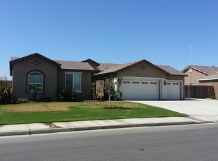 6211 Goldstone Dr, Bakersfield, CA 93313