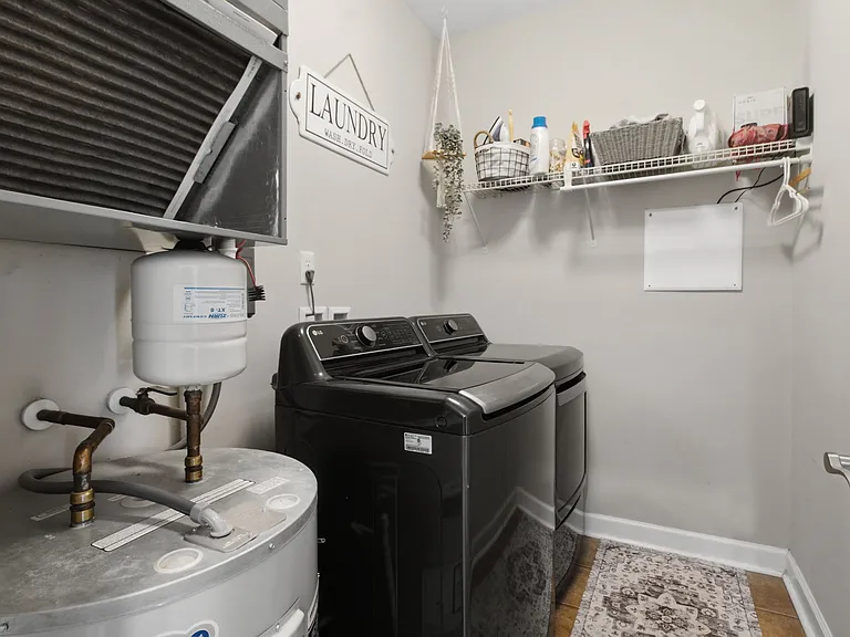 5500 Goose Pond Ln #1A — Photo 35