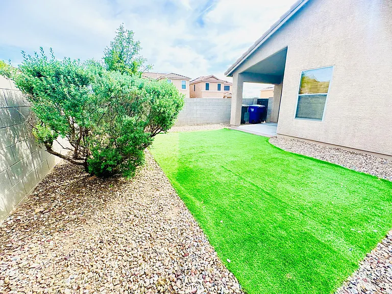 8475 S Otis Dr — Photo 11