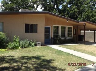 909 Sandia St, Carlsbad, NM 88220