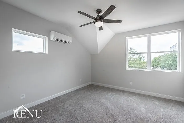 5688 Sofias Cir — Photo 15