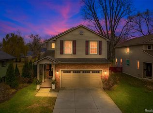 838 Coolidge Ave, Clawson, MI 48017