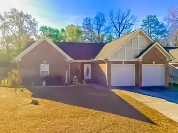 11928 Oglethorpe Ave, Moundville, AL 35474
