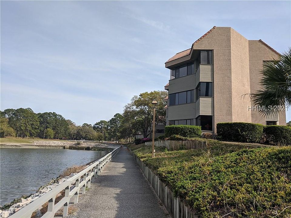 1st image of 19 Shelter Cove Ln