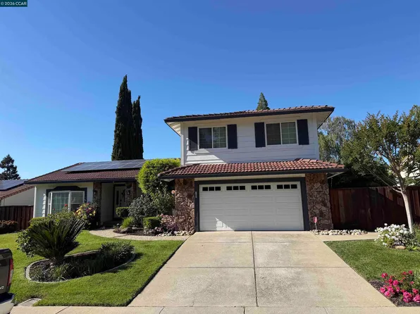 720 Bloching Cir, Clayton, CA 94517