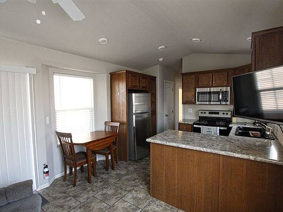 5th image of 1703 N Thornton Rd #293