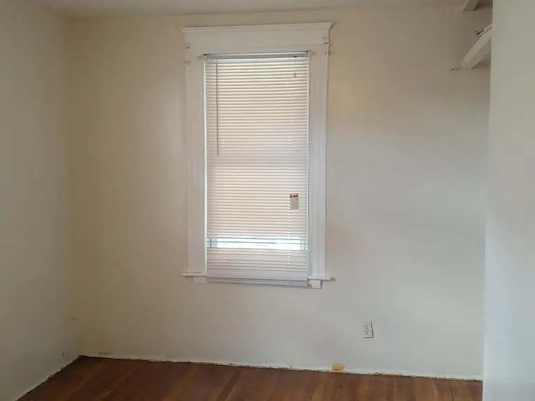 21 Webb St — Photo 16