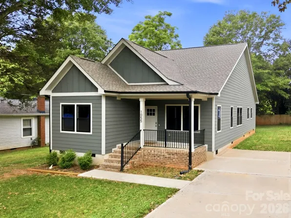 1055 Wellman St, Gastonia, NC 28054