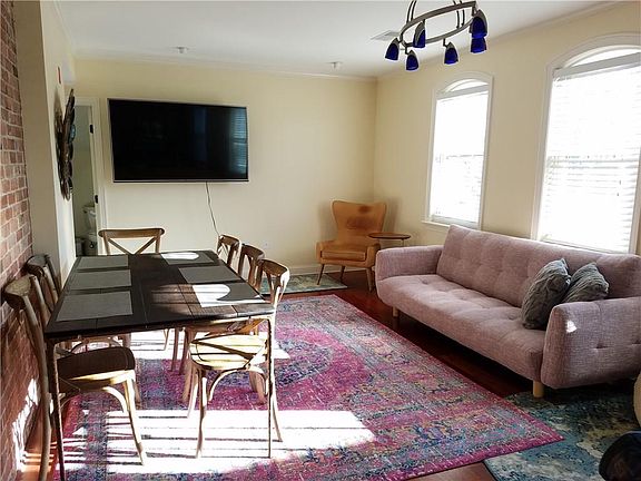 5th image of 157 Waterman St #2-7