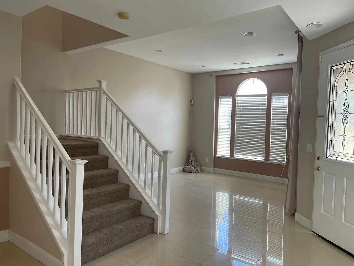 2385 Saffron Court — Photo 3