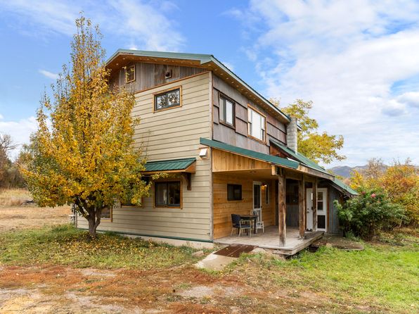 9 B St, Dixon, MT 59831