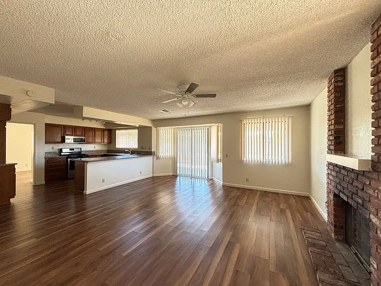 43909 Kennsington Pl — Photo 10
