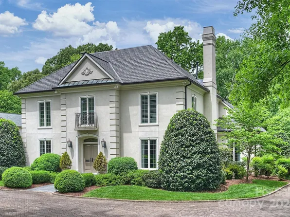 1836 Pinewood Cir, Charlotte, NC 28211