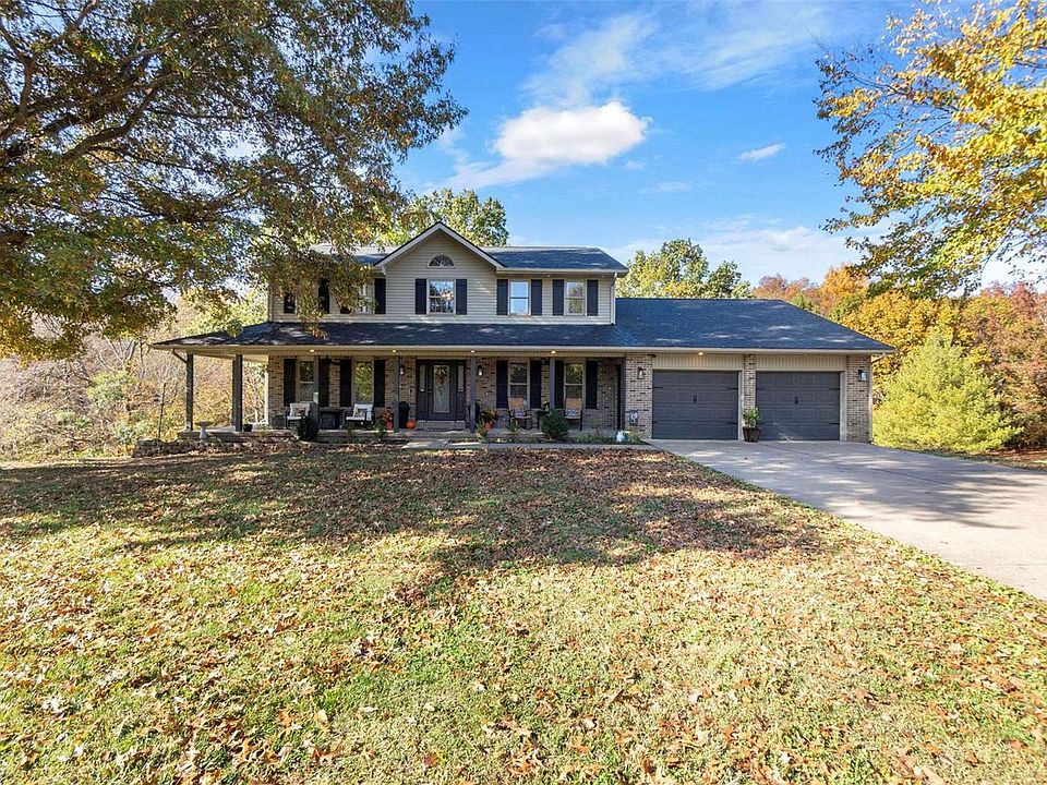 1st image of 409 Oak Forest Dr