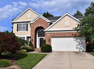 18969 Walnut Dr, Strongsville, OH