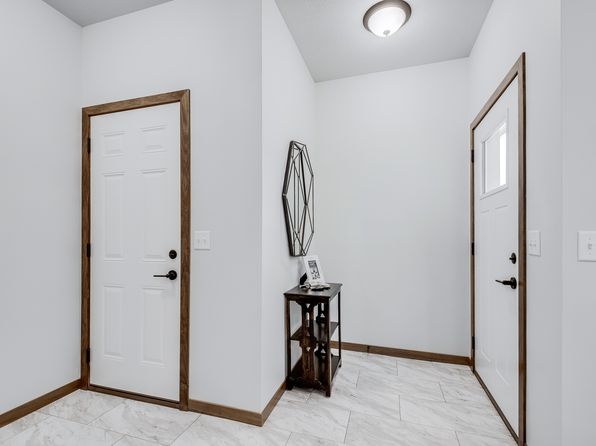 sioux-falls-south-dakota-380316241 picture