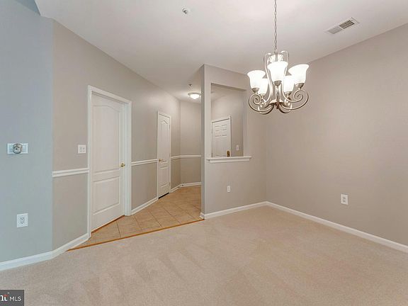 2nd image of 20933 Cedarpost Sq Unit 303