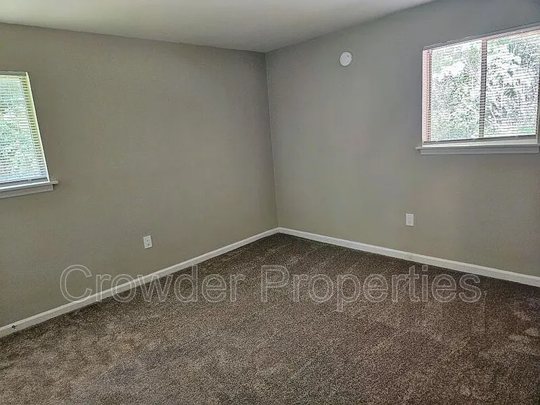 6815 Water Mill Ct — Photo 10