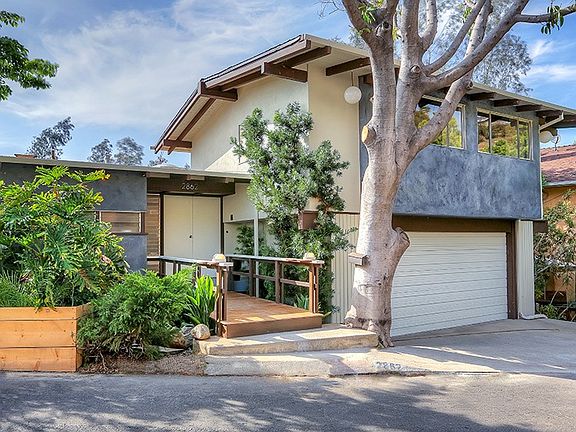 5th image of 2862 Palmer Dr