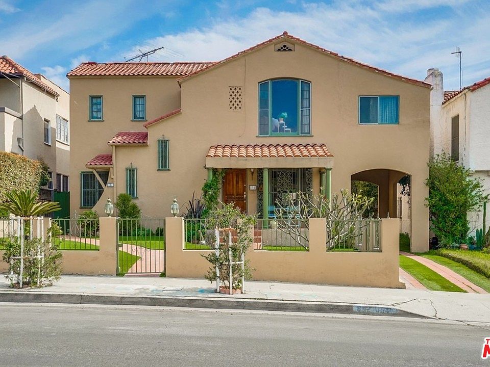 1st image of 852 S Curson Ave
