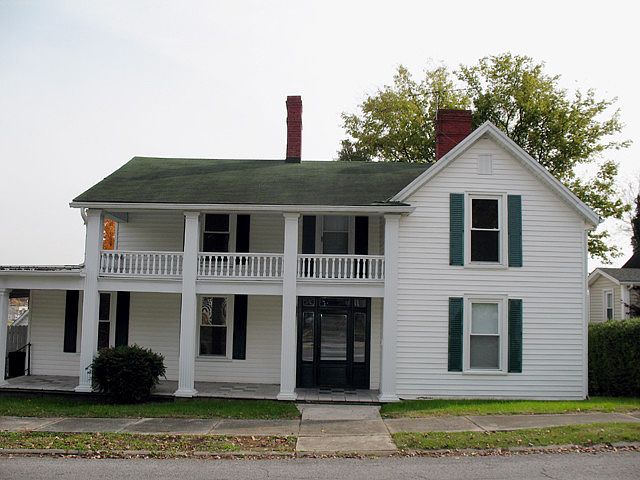 1st image of 305 W 2nd North St