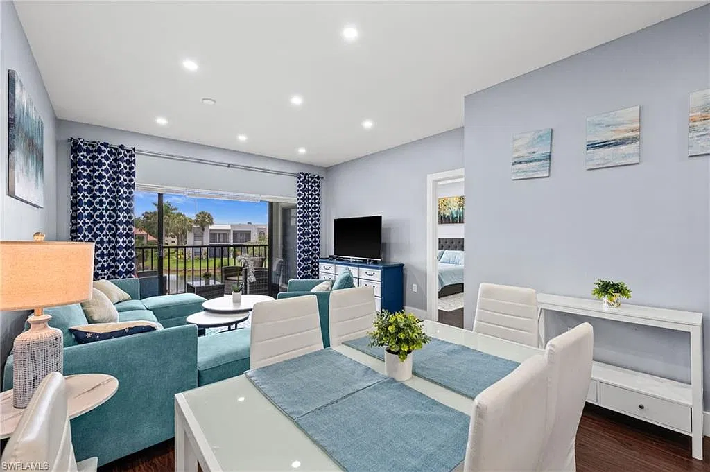2 bed, 2.0 bath, 965 sqft, $2,300 — Photo 1
