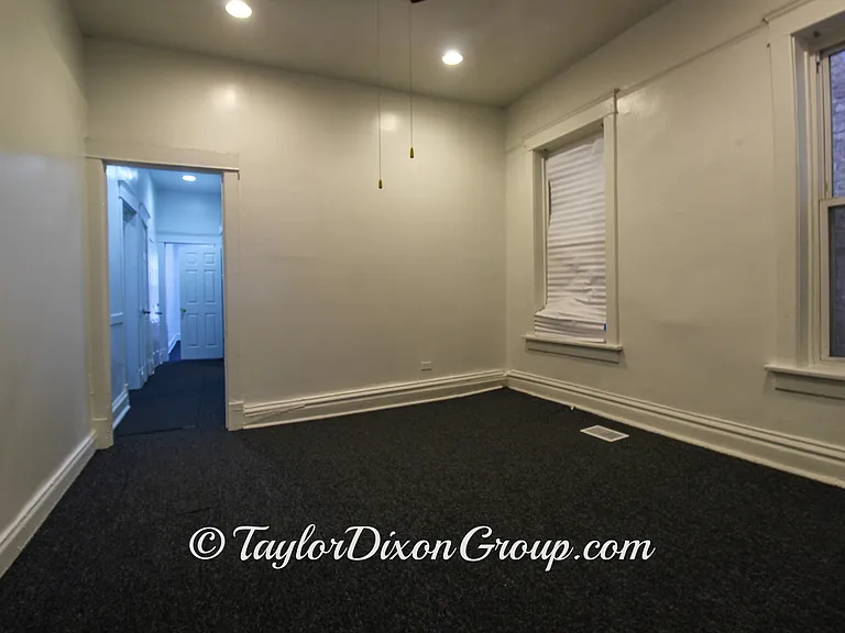4249 W Maypole Ave #1 — Photo 12