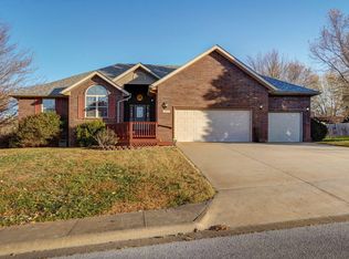 1111 E Robin Street, Ozark, MO 65721