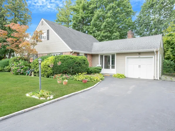 13 Evelyn Road, Port Washington, NY 11050
