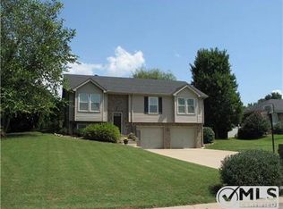 1405 S Callywood Ct, Clarksville, TN 37040
